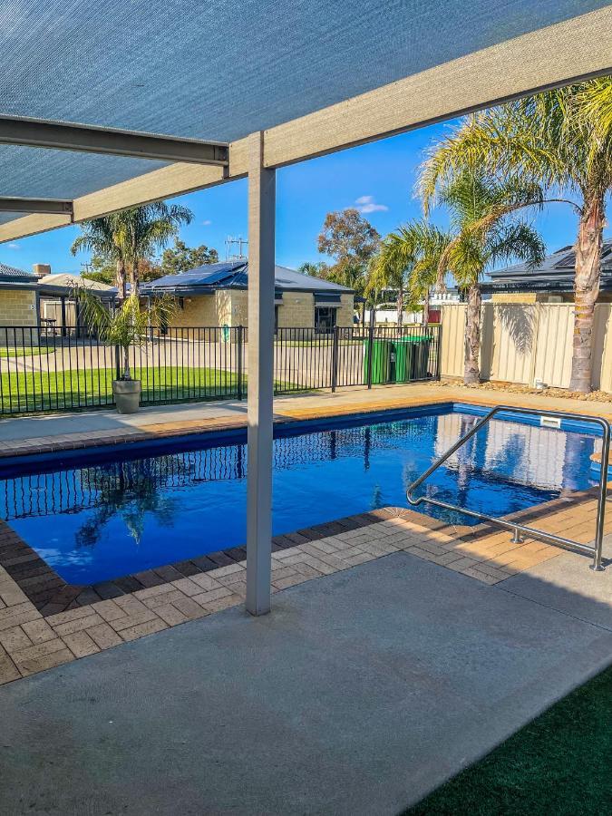 Dbj Holiday Units Mulwala Exteriér fotografie
