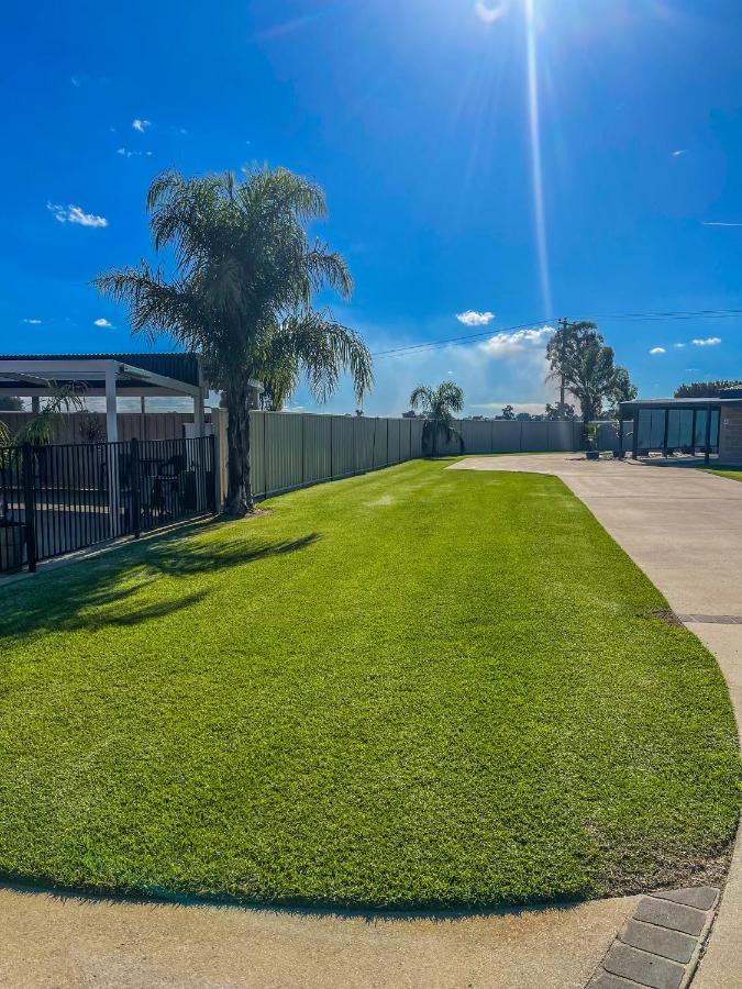 Dbj Holiday Units Mulwala Exteriér fotografie